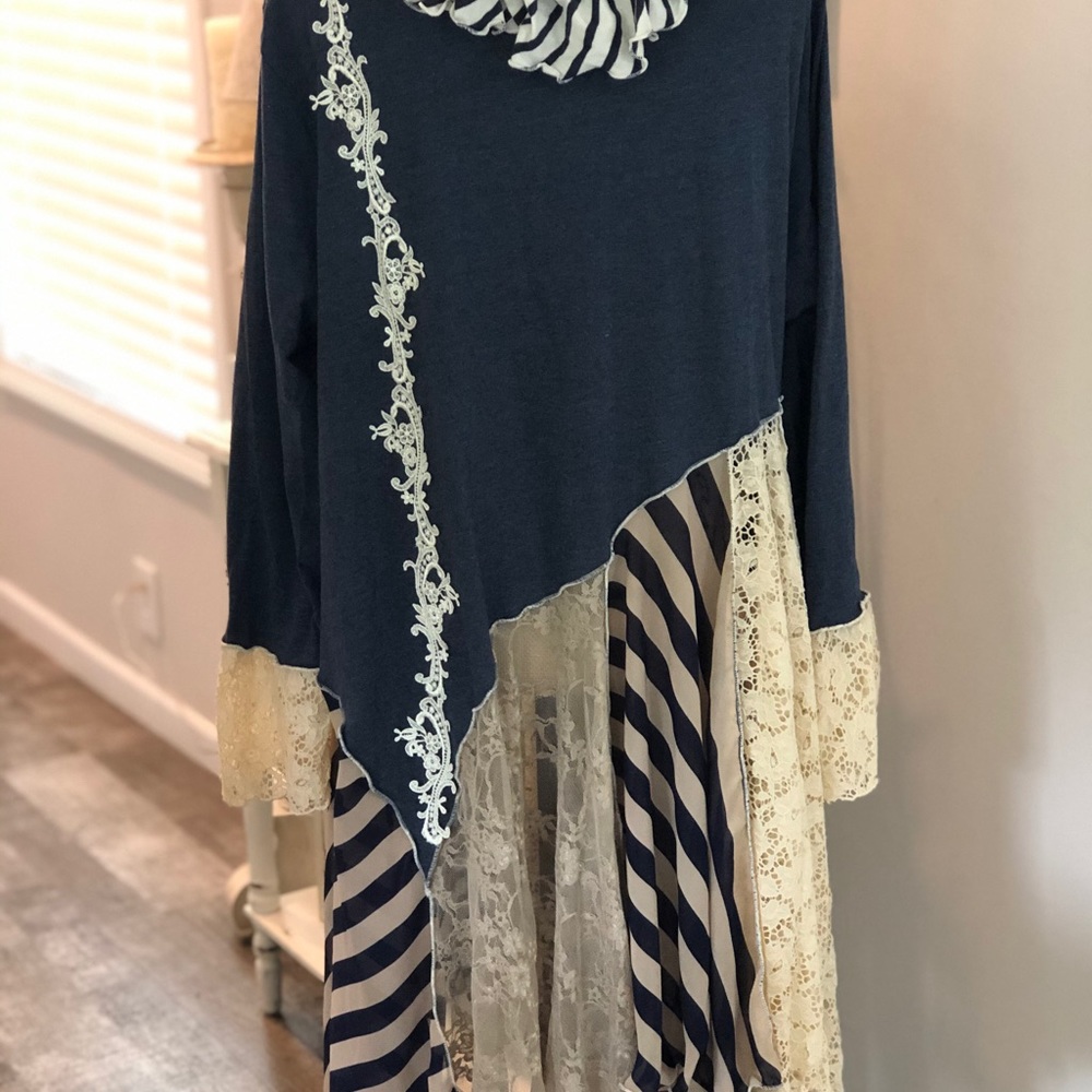 AngelSong Tunic